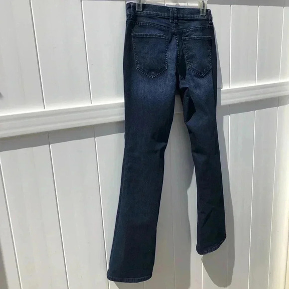 NYC Low Rise Bootcut Blue Jeans Sz 4P - Picture 2 of 8